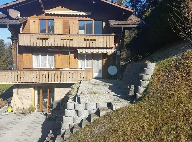 Grueneggli Apartment *